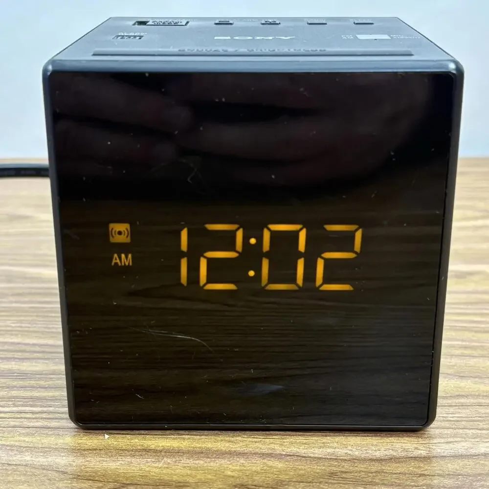 Sony Clock Radio ICF-C1: FM / AM / FM Wide corresponding Sleep Timer BLACK, NEW